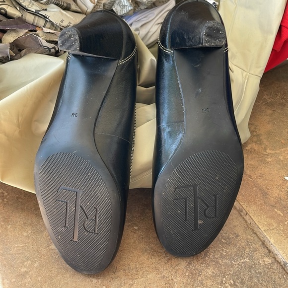 Lauren Ralph Salma Women's Leather Round Toe Pumps - Picture 5 of 7